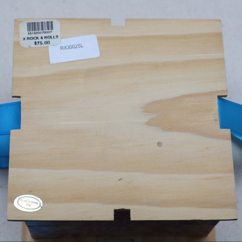 Roxy Quicksilver Watch Silver - image 3